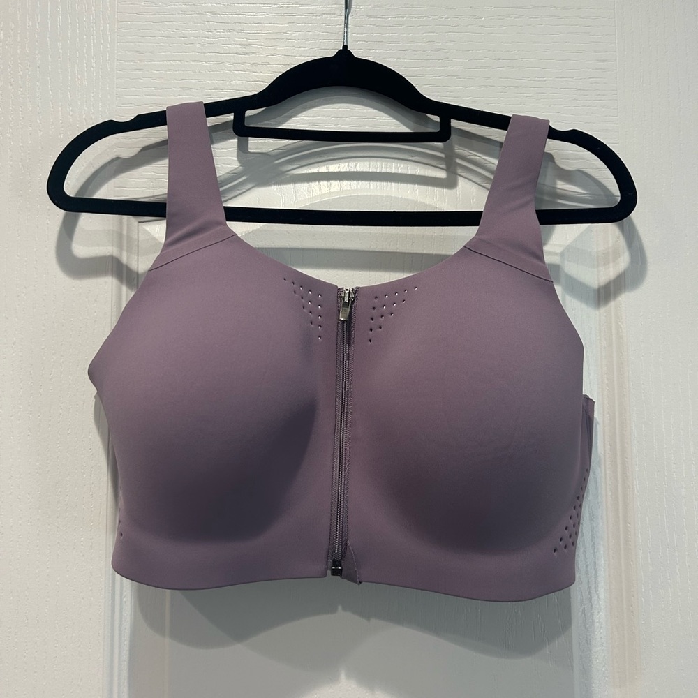 Victoria’s Secret front zip sports bra